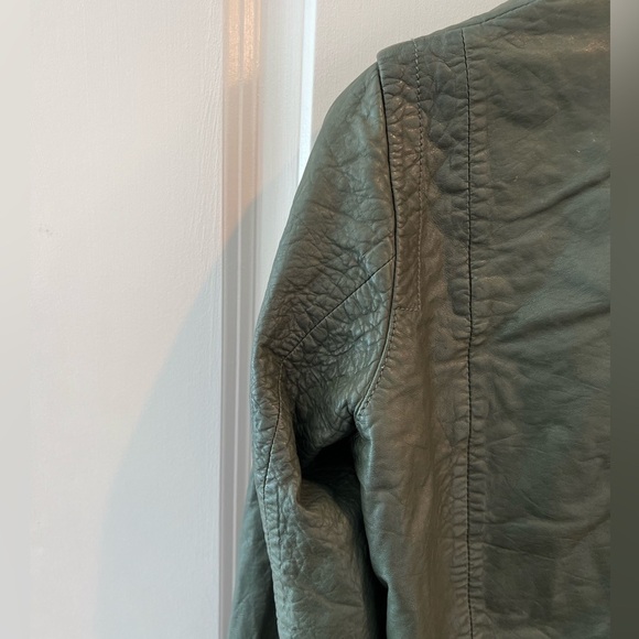Madewell The Washed Leather Motorcycle Jacket - Picture 8 of 16